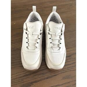 Teva Women’s Geotrecca Rapid Proof Waterproof Hiking Shoes – Size 8